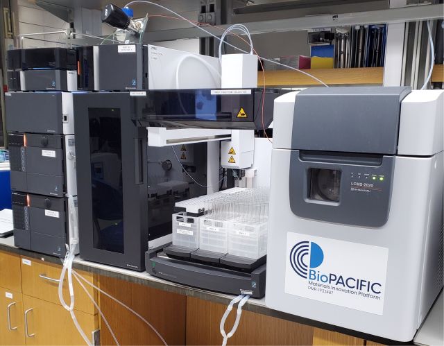 Shimadzu Nexera Preparative HPLC-MS | NSF BioPACIFIC MIP (DMR-2445868)